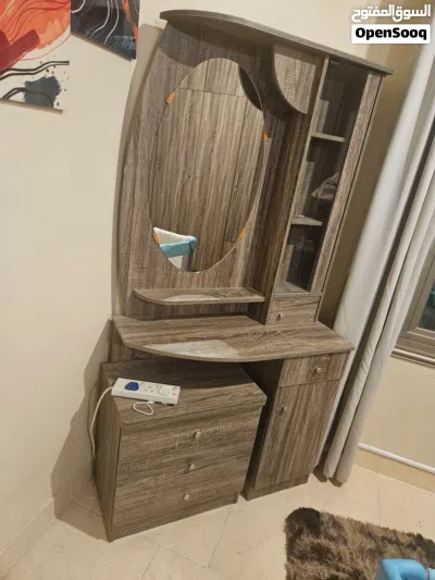 للبيع عفش كامل (كنب عدد2 ، غرفة نوم ، اشياء اخرى) 4