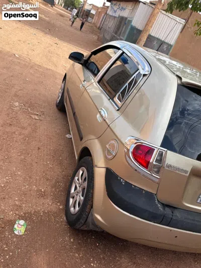 هيونداي جيتز 2