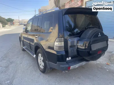 ميتسوبيشي باجيرو GLS 3