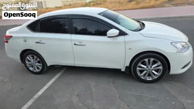 Nissan Sentra SE-R 4
