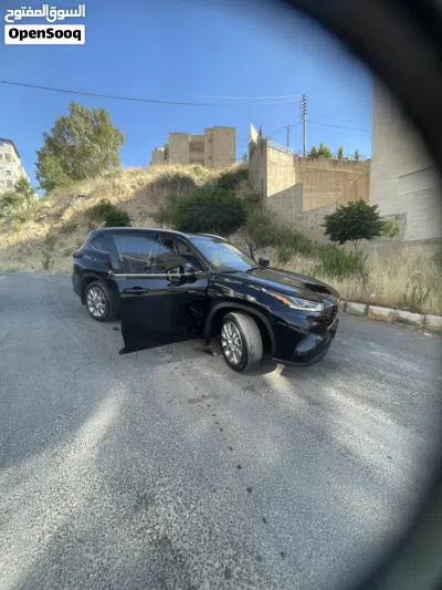 Toyota Highlander Limited 4