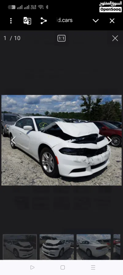 Dodge Charger SXT 2