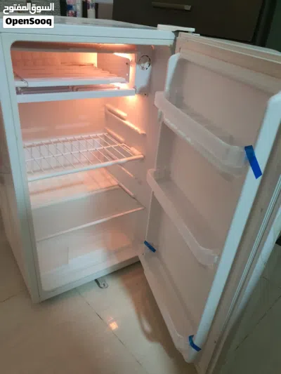 urgent sale fridge 3