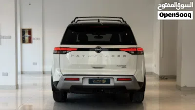 Nissan Pathfinder SL 3