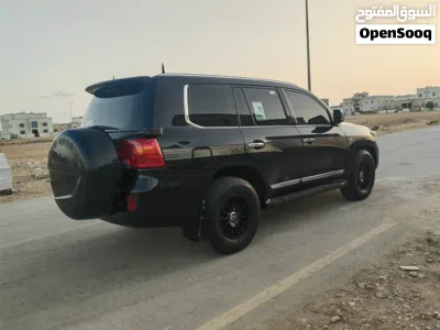 Toyota Land Cruiser GXR 4