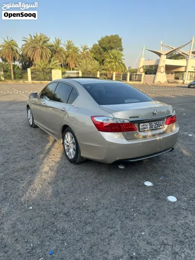 هوندا اكورد LX 4