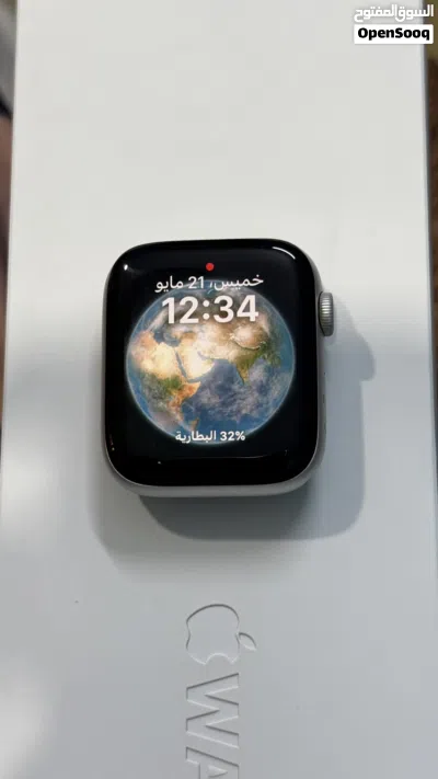 ساعة ابل الاصدار 4 قياس 44MM 2