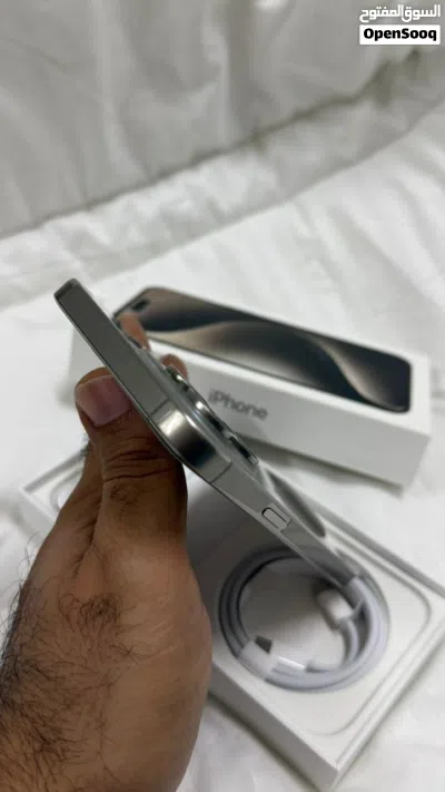 iPhone 15 pro max Arabic 256GB 4