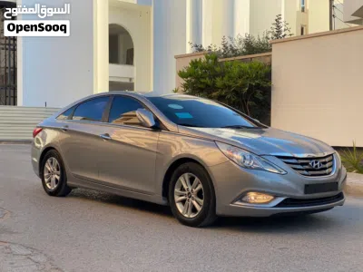 Hyundai Sonata Blue 2