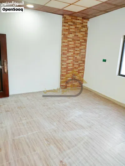 شقة طابق اول حديثة في منطقة الجزائر للايجار 3