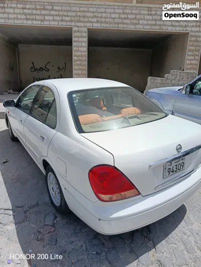 نيسان صني S 3
