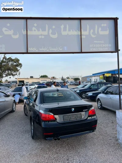 BMW 5 Series 525 2