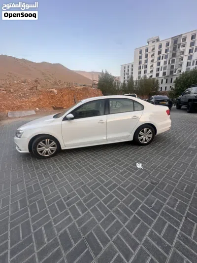 فولكسفاغن جيتا Standard 4