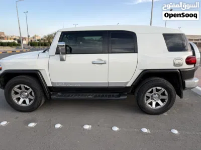 تويوتا FJ GXR 2