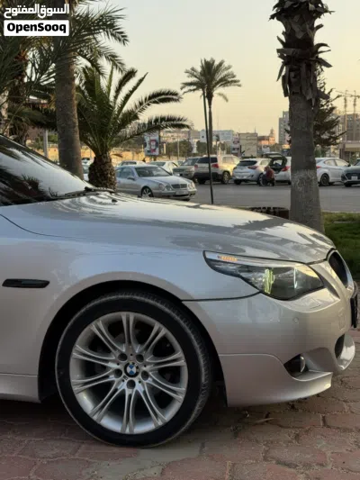 بي ام دبليو الفئة 5 528 2