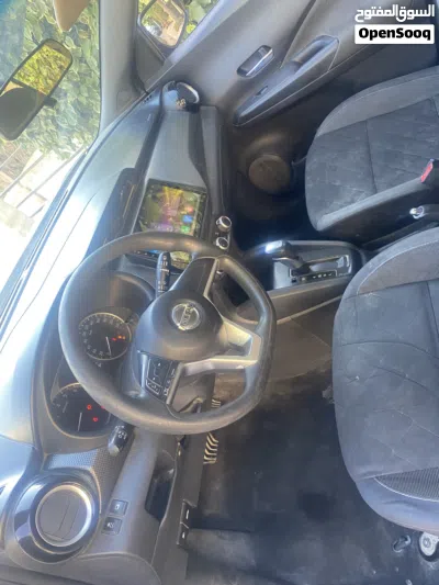 Nissan Kicks Standard 4