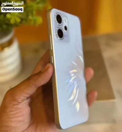 هل أنت مستعد تمتلك موبايل يخطف الأنظار من أول نظرة OPPO Reno 14 Pro مش مجرد موبايل. 4