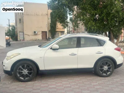 Infiniti EX35 Standard 4
