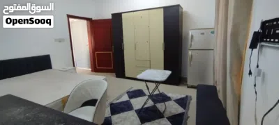 غرفه وحمام ومطبخ مفروش مع سطح خاص مقابل زاد ماركت 160 ريال شامل 2