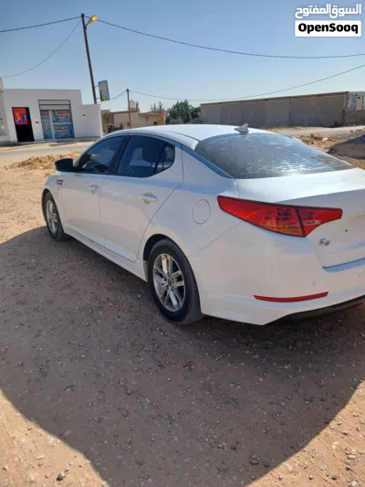 Kia K5 EX 4