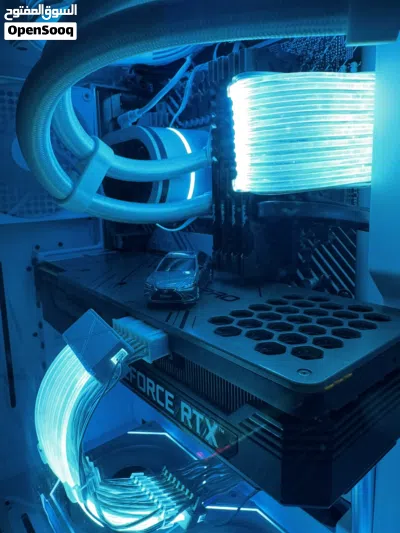 للبيع PC Gaming فاخر RTX 3090 24GB NZXT H9 Flow 32GB RAM 2