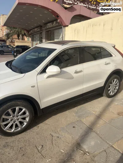 كاديلاك XT4 Premium Luxury 2