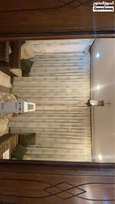 فيلا في الزرقاء بسعر مغرييي للتواصل على الرقم بالإعلان تحت الرقم في هذاالتطبيق مفصول وشكراً لتعاونكم 3
