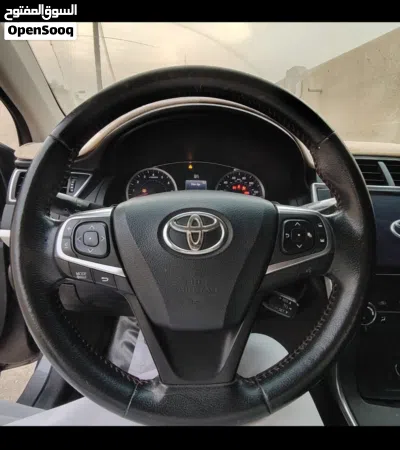 Toyota Camry SE 3