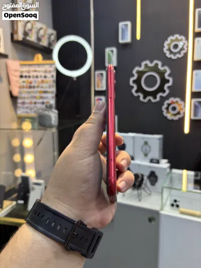 iPhone 11 128 GB battery 90% مستبدل شاشة اصلية 4