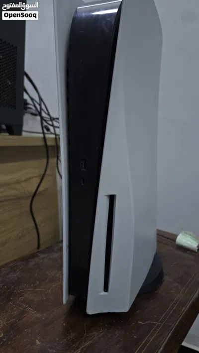 السلام عليكم اخوان الفيس مغلق لاتراسلوني فيس فقط واتس او رصيد بلي 5 فات اوربي للبيع جهاز نضيف جدا ب 2