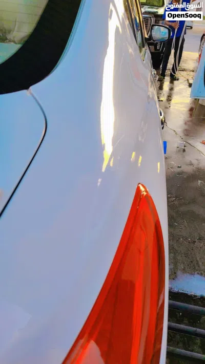 نيسان صني S 4