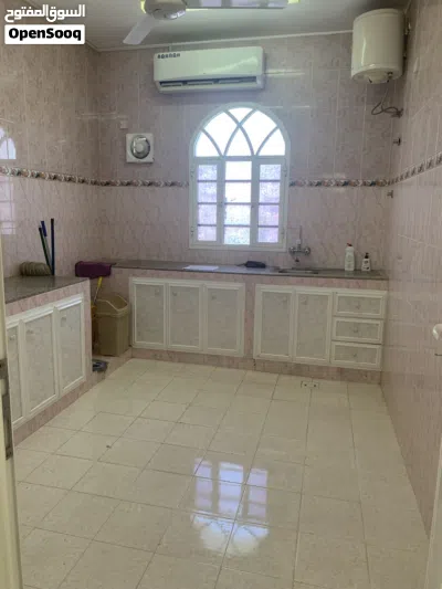 الايجار شقق في الخوض 3