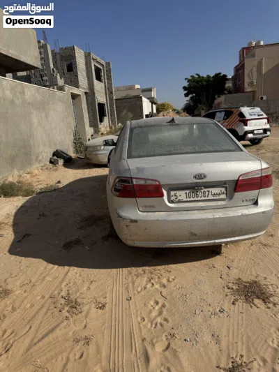 كيا اوبتيما Standard 2