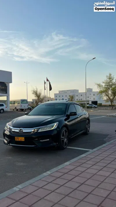 Honda Accord Touring 2