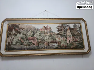 للبيع لوحة نسيجية تراثية بإطار ذهبي فاخر . For sale: a traditional tapestry painting with a luxuriou 4