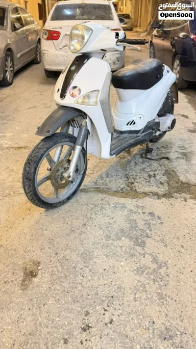 Piaggio BV 200 2