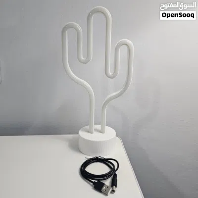 مصباح نيون LED على شكل صبار 3