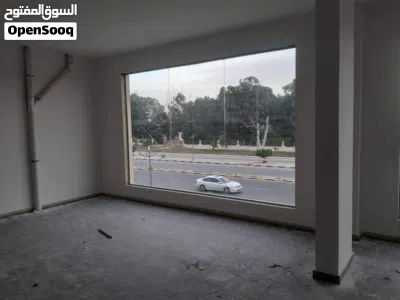 مبنى تجاري للايجار سرت المدينة 4