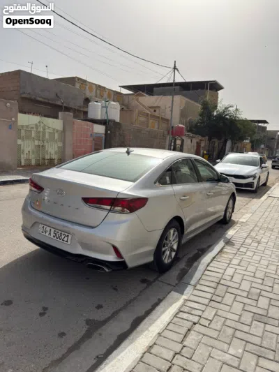 Hyundai Sonata SEL 2