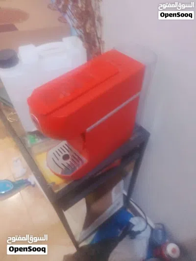 مكينه قهوه شبه جديد نظيف جدا جدا استخدام اسبوعين فقط سعرها الاصلي 100 سعر البيع 20 دينار 3