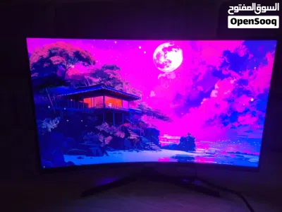 شاشة 2k 165hz شاشة بتمصميم انيق وجميل جدا وافضل سعر من شركة البديل حجم 32inch 2