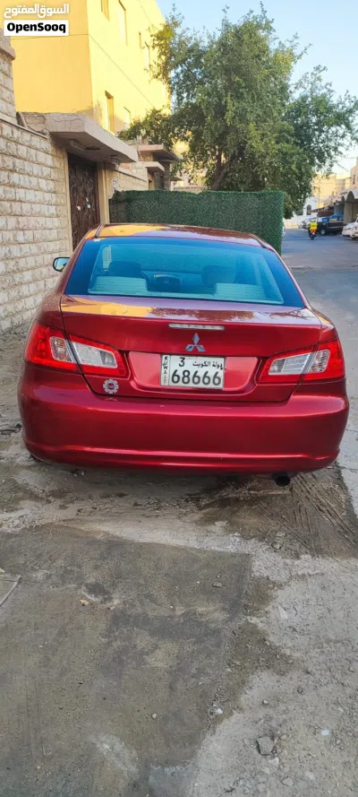 Mitsubishi Galant Standard 2