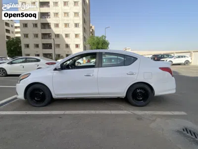 نيسان فيرسا SV 3