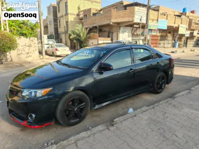 Toyota Camry SE 3