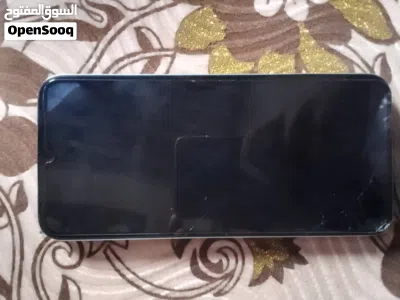 هاتف ريدمي C15 هاتف يوجد فيه كسر فشاشه 256جيجا ورام 8 في كسر فشاشه لكن جهاز شغال 2