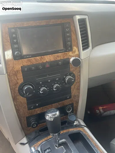 Jeep Grand Cherokee Standard 4