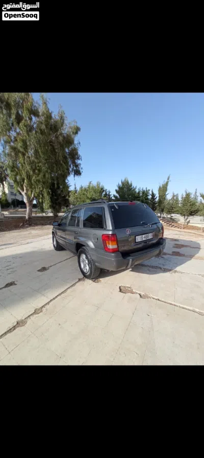 جيب جراند شيروكى Laredo 3