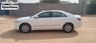 تويوتا كامري LE 2