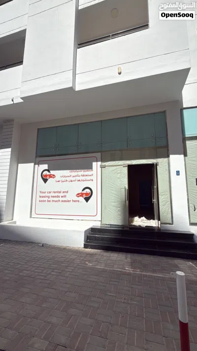 مكتب للايجار في غلا مقابل الشارع العام Office for rent in Ghala opposite the main street. 2