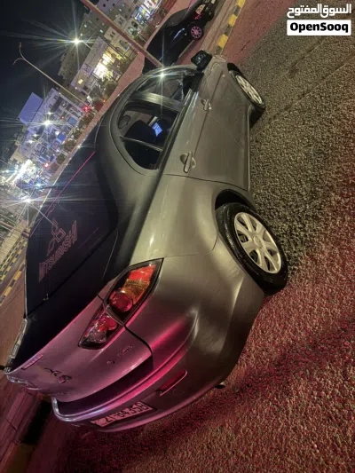 Mitsubishi Lancer GLX 4
